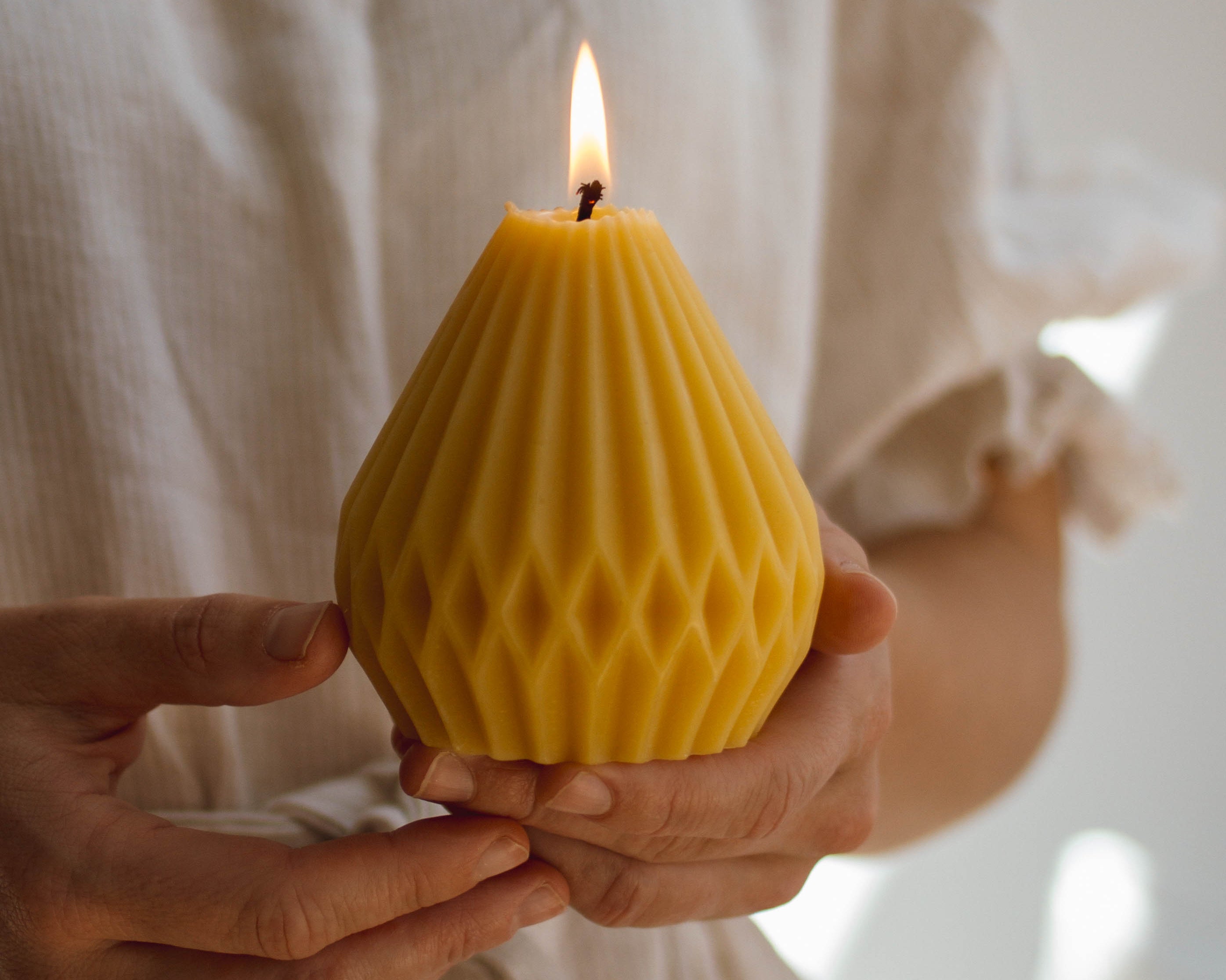 Artisan Beeswax Pear Candle by Goldrick. Natural Candles, Eco-Friendly. Perfect for eco-conscious consumers.